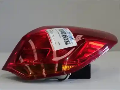 Pièce détachée automobile d'occasion FEU ARRIÈRE DROIT pour OPEL ASTRA J BERLINA 5P  Références OEM IAM   1090098R