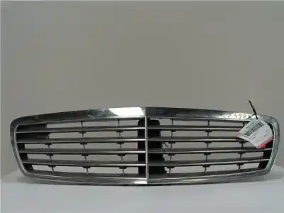 Second-hand car spare part FRONT GRILLE for MERCEDES-BENZ CLASE E BERLINA (BM 211)  OEM IAM references A2118800383  