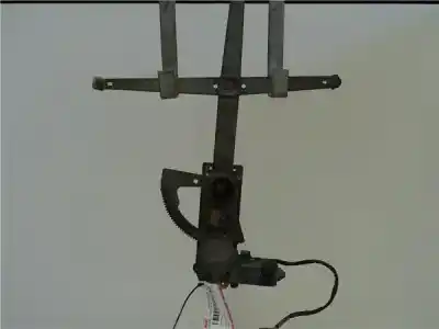 Peça sobressalente para automóvel em segunda mão elevador de vidros dianteiro direito por land rover discovery i (lj) 2.5 tdi 4x4 referências oem iam 