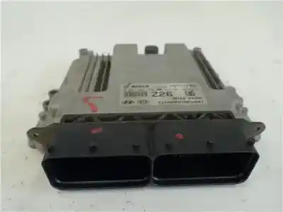 Pezzo di ricambio per auto di seconda mano Centralina Motore per KIA VENGA (YN) 1.6 Drive Riferimenti OEM IAM   0281031968