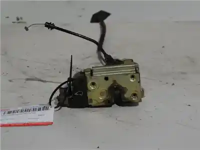 Peça sobressalente para automóvel em segunda mão fechadura da porta dianteira direita por citroen c2 1.6 16v cat (nfu / tu5jp4) referências oem iam 