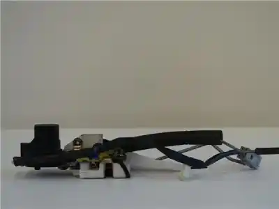 Peça sobressalente para automóvel em segunda mão fechadura da porta dianteira direita por rover rover 45 (rt) 1.6 referências oem iam   fqj102940