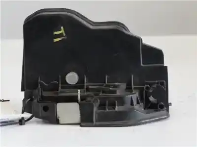 Second-hand car spare part rear left door lock for bmw serie x3 (e83) 2.0d oem iam references 