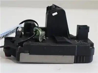 Peça sobressalente para automóvel em segunda mão fechadura da porta traseira esquerda por opel vectra b berlina 2.0 dti 16v referências oem iam 