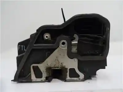 Second-hand car spare part left front door lock for bmw serie x3 (e83) 2.0d oem iam references   7167065