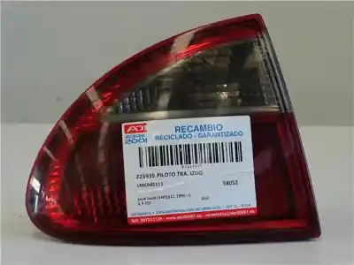 Pezzo di ricambio per auto di seconda mano  per SEAT LEON (1M1)  Riferimenti OEM IAM 1M6945111  