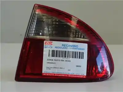 Pezzo di ricambio per auto di seconda mano  per SEAT LEON (1M1)  Riferimenti OEM IAM 1M6945112  