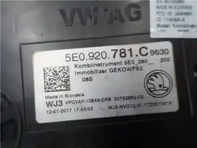 Second-hand car spare part dashboard for skoda octavia iii combi (5e5, 5e6) 1.6 tdi oem iam references 5e0920781c  
