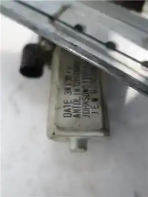 Second-hand car spare part driver left window regulator for dacia duster (hs_) 1.5 dci 4x4 (hsmc. hsmd) oem iam references   9030255