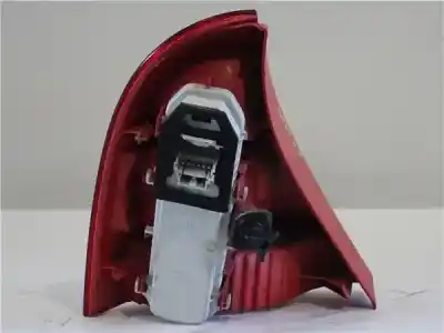 Second-hand car spare part right tailgate light for renault clio ii fase ii (b/cb0) 1.2 authentique oem iam references 8200071414  