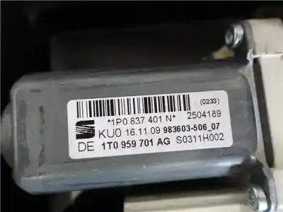 Peça sobressalente para automóvel em segunda mão elevador de vidros dianteira esquerda por seat leon (1p1) 1.9 tdi referências oem iam 1p0837401n  
