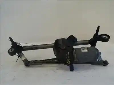 Pièce détachée automobile d'occasion Moteur D'essuie-glace Avant pour OPEL CORSA D (S07) 1.4 (L08 L68) Références OEM IAM 13182340  