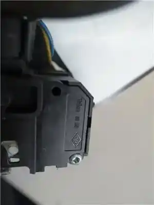 Peça sobressalente para automóvel em segunda mão comutador de luzes por renault clio ii fase i (b/cb0) 1.2 (b/cb0f b/cb0a b/cb10 b/cb1k b/cb2d b/cb2h) referências oem iam   6166