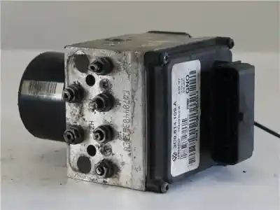 Pezzo di ricambio per auto di seconda mano  per VOLKSWAGEN PASSAT BERLINA (3C2)  Riferimenti OEM IAM 3C0614109A  