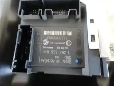Tweedehands auto-onderdeel regelaar rechts voor ruit voor volkswagen passat berlina (3c2) 2.0 tdi 16v oem iam-referenties 1k0959702p  