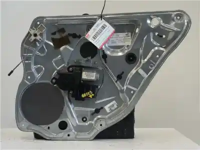 Pezzo di ricambio per auto di seconda mano ALZACRISTALLI POSTERIORE DESTRO per VOLKSWAGEN POLO (9N1) 1.9 TDI Riferimenti OEM IAM 6Q0959812A  