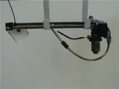 Pezzo di ricambio per auto di seconda mano ALZACRISTALLI POSTERIORE SINISTRO per RENAULT LAGUNA II (BG0) 1.6 16V Riferimenti OEM IAM 400669  