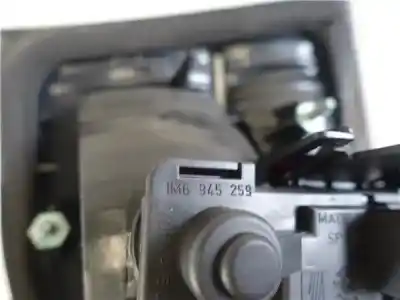 Second-hand car spare part interior light for seat leon (1m1) 1.9 tdi oem iam references 1m6945092b  