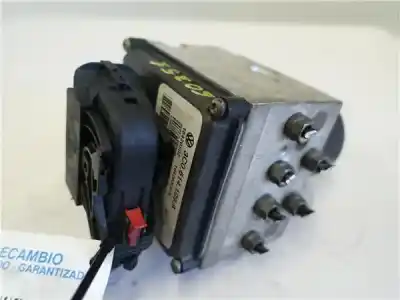 Tweedehands auto-onderdeel  voor VOLKSWAGEN PASSAT BERLINA (3C2)  OEM IAM-referenties 3C0614109A  