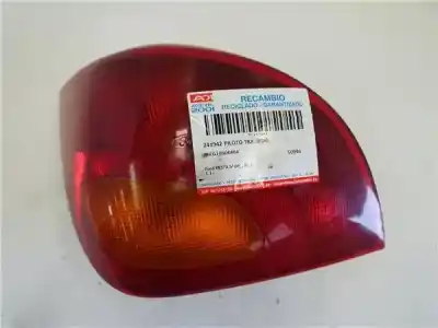 Pezzo di ricambio per auto di seconda mano LAMPADA POSTERIORE SINISTRA per FORD FIESTA IV (JA_, JB_) 1.3 I Riferimenti OEM IAM 96FG13N004BA  