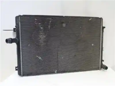 İkinci el araba yedek parçası SU RADYATÖRÜ için VOLKSWAGEN PASSAT BERLINA (3C2) 2.0 TDI 16V OEM IAM referansları 3C0121253Q  