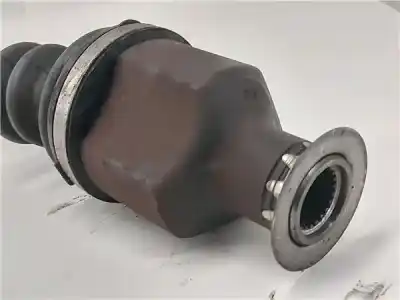 Second-hand car spare part front right transmission for renault clio ii fase ii (b/cb0) 1.2 authentique oem iam references 8200240430   Second-hand car spare part front right transmission for renault clio ii fase ii (b/cb0) 1.2 authentique oem iam references 8200240430