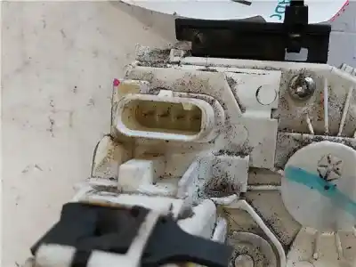 Автозапчасти б/у замок задней левой двери за fiat freemont (345_) 2.0 jtd ссылки oem iam p04589915ac  