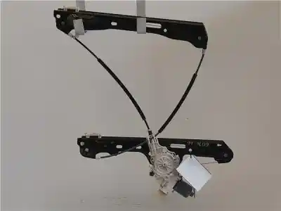 Peça sobressalente para automóvel em segunda mão elevador de vidros dianteiro direito por bmw serie 1 berlina (e81/e87) 2.0 118d referências oem iam 