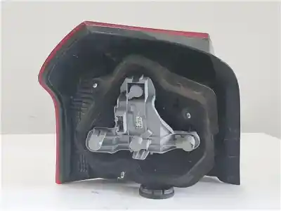 Second-hand car spare part right tailgate light for toyota corolla (e12) 2.0 d-4d oem iam references 81550-02300  