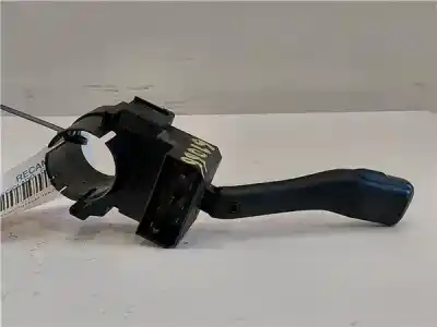 Peça sobressalente para automóvel em segunda mão comutador de piscas  por audi a3 (8l) 1.9 tdi referências oem iam 8l0953513g  