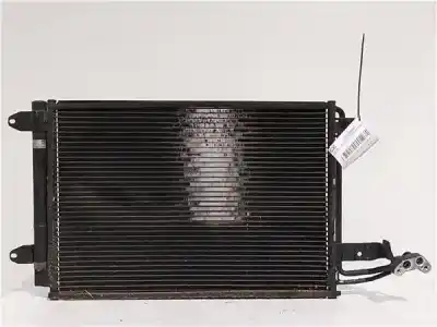 Peça sobressalente para automóvel em segunda mão condensador / radiador de sofagem / ar condicionado por seat leon (1p1) 2.0 tdi 16v referências oem iam 1k0820411h