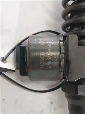 Peça sobressalente para automóvel em segunda mão injetor por audi a6 avant (4f5) 2.0 tdi referências oem iam   0414720404