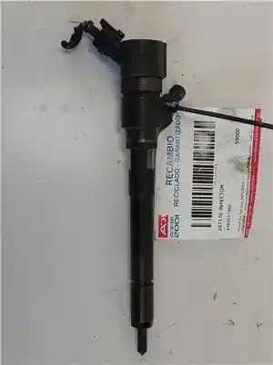 Pezzo di ricambio per auto di seconda mano Iniettore per HYUNDAI SONATA (NF) 2.0 CRDI Comfort I Riferimenti OEM IAM 3380027400  