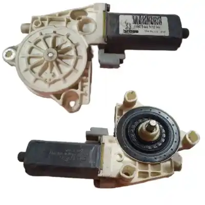 Pièce détachée automobile d'occasion MOTEUR LÈVE VITRE AVANT DROIT pour PEUGEOT 307 (S1)  Références OEM IAM 9634457280  
