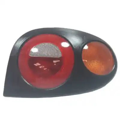 Recambio de automóvil de segunda mano de PILOTO TRASERO DERECHO para RENAULT MEGANE I COACH (DA0/1_)  referencias OEM IAM 7701040606  