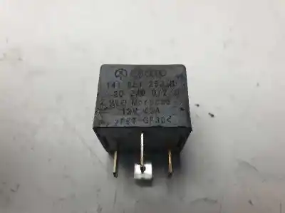 Second-hand car spare part Relay for SEAT TOLEDO (1M2) Signo OEM IAM references 141951253B  