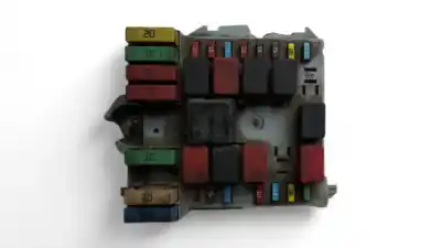 Peça sobressalente para automóvel em segunda mão Caixa De Fusíveis E Relés por FIAT STILO (192) 1.9 JTD CAT Referências OEM IAM A22311909  