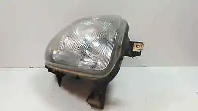Pezzo di ricambio per auto di seconda mano faro anteriore destro per renault clio ii fase ii (b/cb0) 1.2 58 cv / 43 kw riferimenti oem iam 4413080  