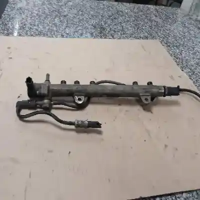 Pezzo di ricambio per auto di seconda mano rampa iniettori per opel combo 1.3 16v cdti cat (z 13 dt / ln9) 69 cv / 51 kw riferimenti oem iam 0445214044  