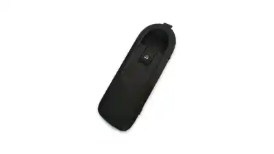 Recambio de automóvil de segunda mano de Mando Elevalunas Delantero Derecho para RENAULT SCENIC II 1.9 dCi Diesel 120 CV / 88 KW referencias OEM IAM 156013740  
