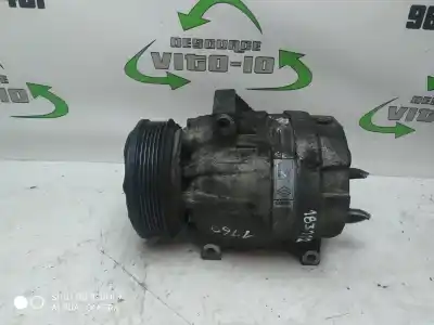Peça sobressalente para automóvel em segunda mão COMPRESSOR DE AR CONDICIONADO A/A A/C por RENAULT MEGANE I FASE 2 BERLINA (BA0)  Referências OEM IAM 7700105765  