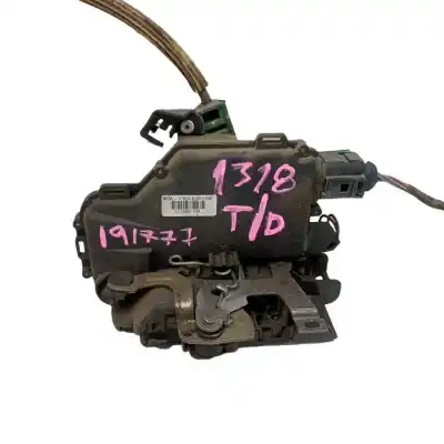 Pezzo di ricambio per auto di seconda mano SERRATURA PORTA POSTERIORE SINISTRA per SEAT LEON (1M1)  Riferimenti OEM IAM Y3B4839016M  