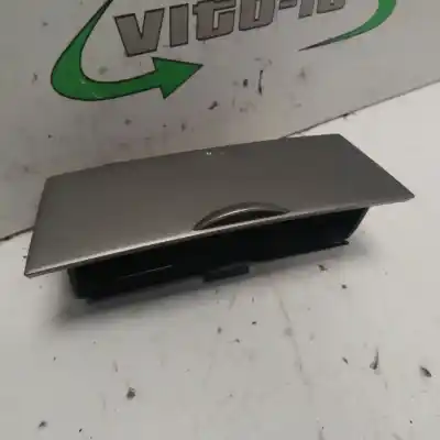 Peça sobressalente para automóvel em segunda mão cinzeiro por toyota corolla (e12) 1.6 16v referências oem iam 7411102060  