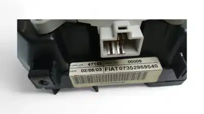 Peça sobressalente para automóvel em segunda mão Comutador De Piscas  por FIAT STILO (192) 1.9 JTD CAT Referências OEM IAM 07352969540  