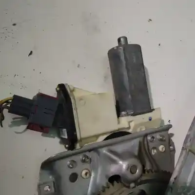 Pezzo di ricambio per auto di seconda mano alzacristalli posteriore destro per toyota corolla (e12) 1.6 16v riferimenti oem iam   