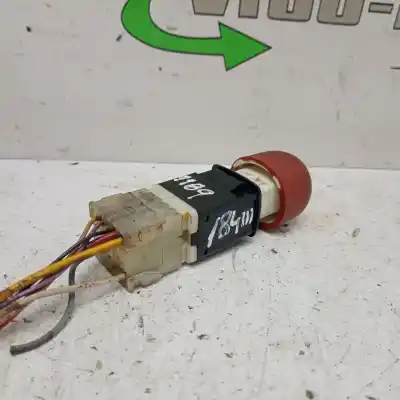 Peça sobressalente para automóvel em segunda mão INTERRUPTOR 4 PISCAS - EMERGÊNCIA por RENAULT TWINGO (CO6)  Referências OEM IAM 822444  