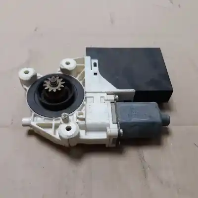 Pezzo di ricambio per auto di seconda mano Motore Alzacristalli Anteriore Destro per FORD FOCUS C-MAX (CAP) Sport 146 CV / 107 KW Riferimenti OEM IAM 5WK11572L  