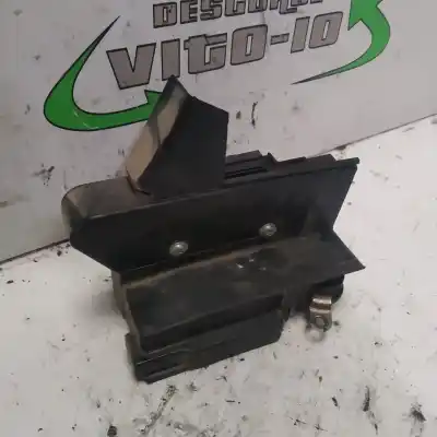 Second-hand car spare part front right door lock for dacia sandero stepway oem iam references   