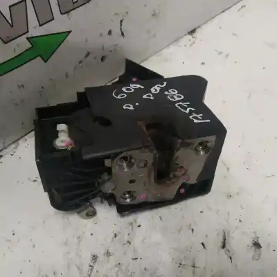 Peça sobressalente para automóvel em segunda mão fechadura da porta dianteira direita por dacia sandero stepway referências oem iam 