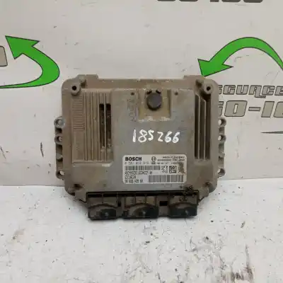Peça sobressalente para automóvel em segunda mão CENTRALINA DE MOTOR UCE por CITROEN BERLINGO  Referências OEM IAM 0261012619  9663943980